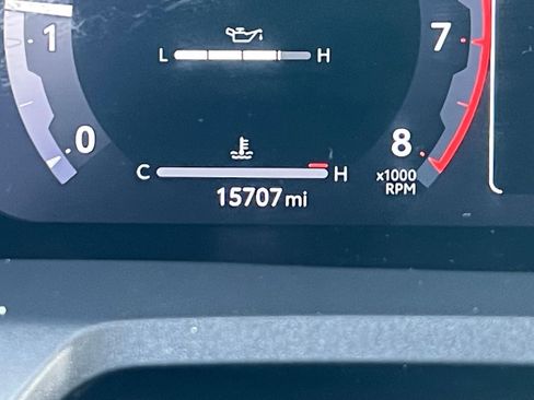 Used 2025 Toyota Tacoma TRD Off-Road image 38