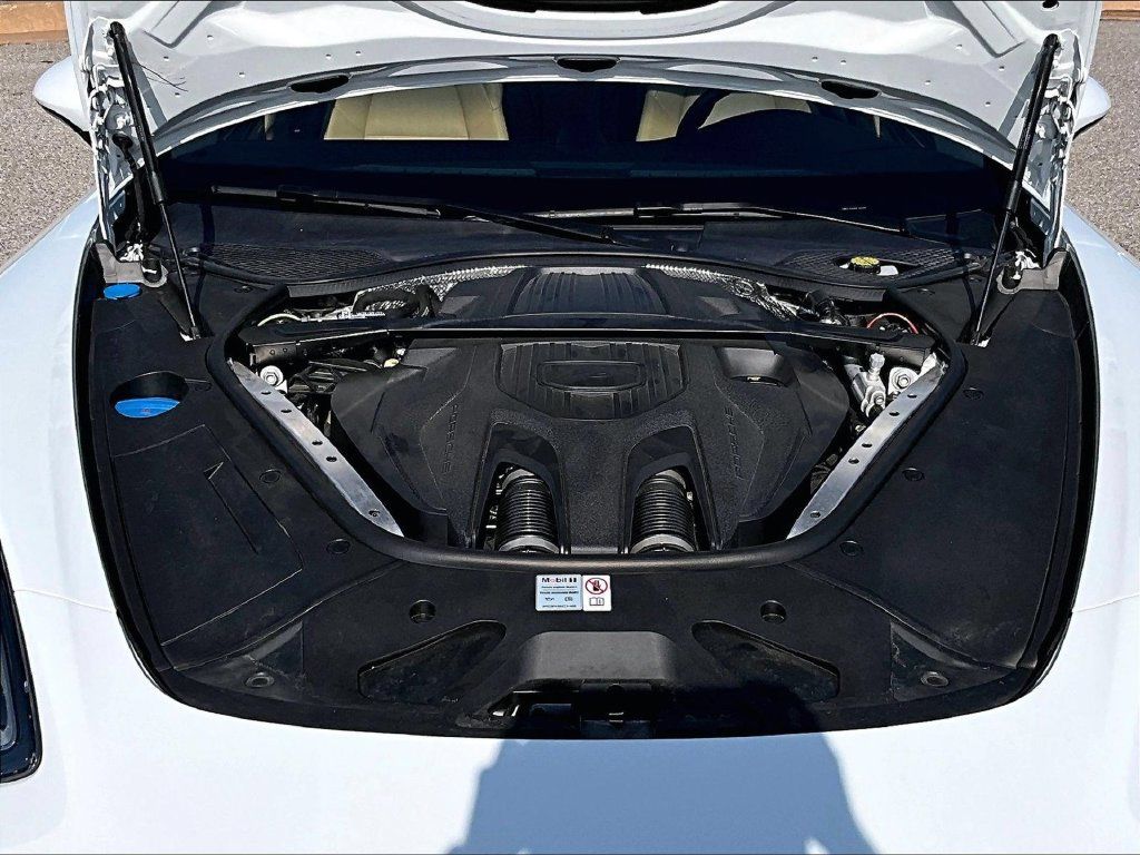 Certified 2023 Porsche Panamera Platinum Edition RWD image 23