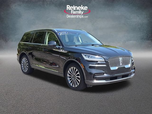 Used 2024 Lincoln Aviator Reserve AWD/4WD image 3