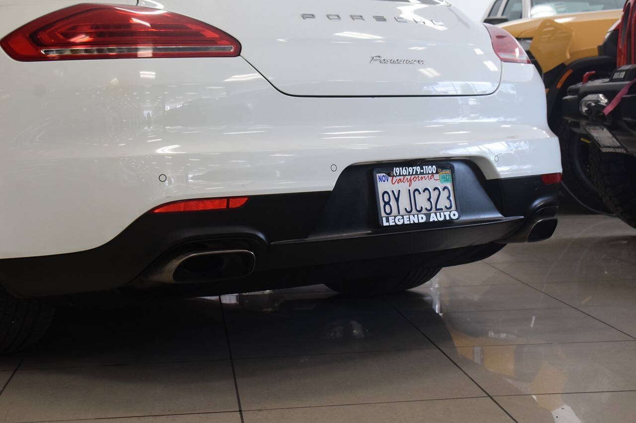 Used 2016 Porsche Panamera AWD/4WD image 10