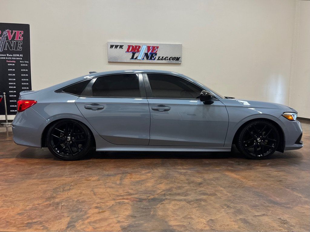 Used 2023 Honda Civic Sport image 10