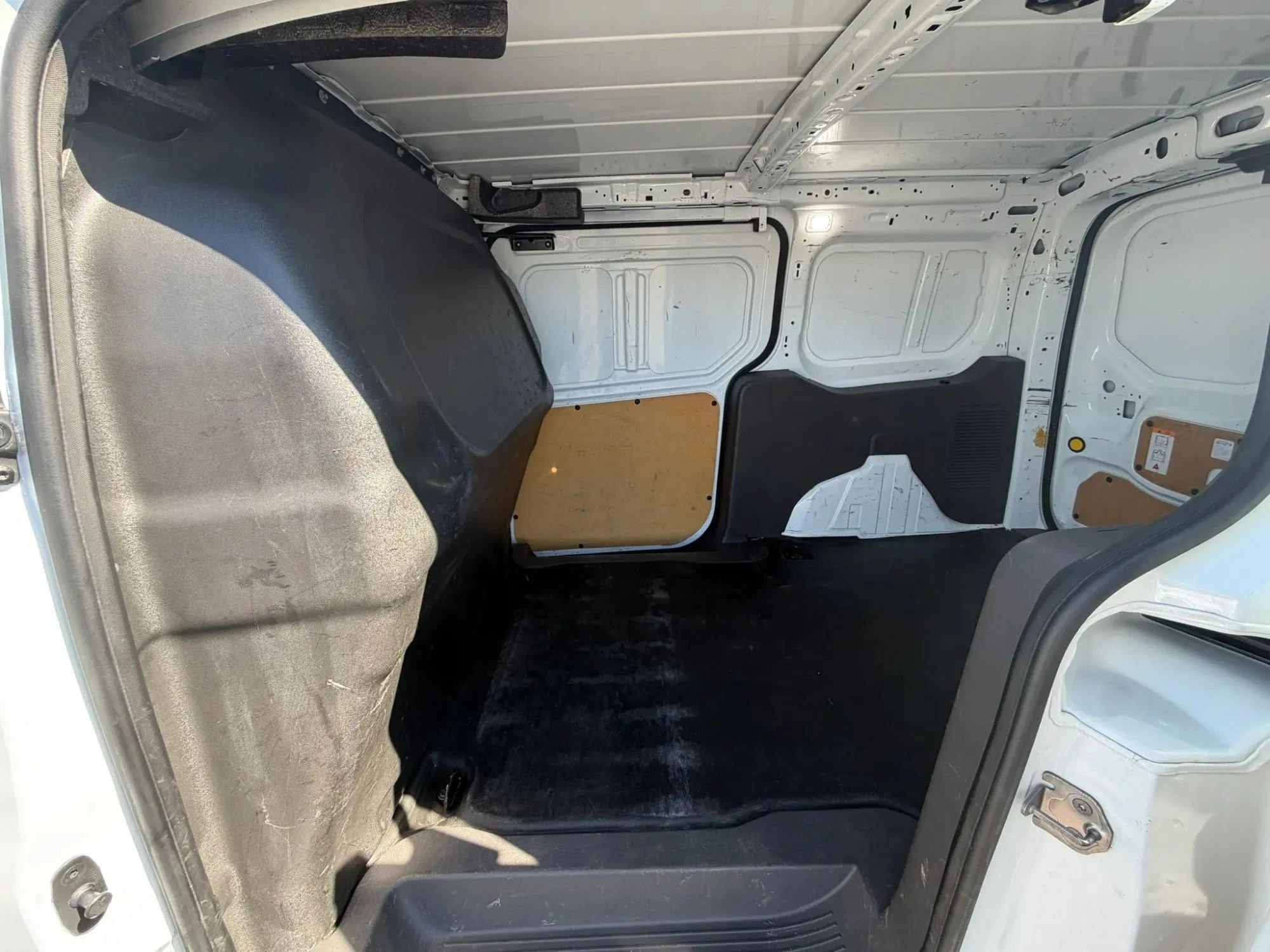 Used 2022 Ford Transit Connect XL FWD image 12