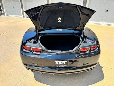 Used 2013 Chevrolet Camaro SS RWD image 24