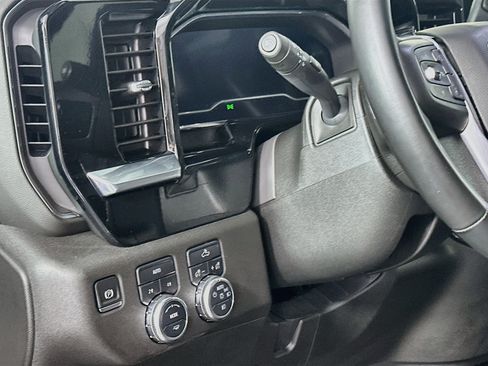 Used 2024 GMC Sierra 1500 Elevation AWD/4WD image 16