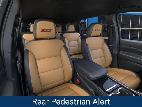 New 2027 Chevrolet Traverse Z71 w/ Enhanced Driving Package AWD/4WD image 18