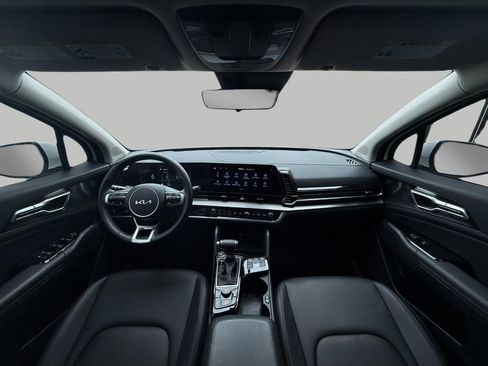 Used 2025 Kia Sportage EX FWD image 5