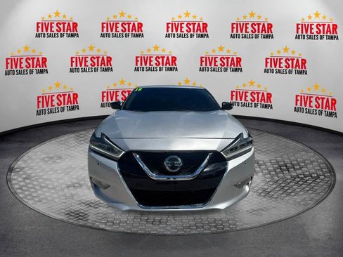 Used 2019 Nissan Maxima 3.5 SV w/ Floor Mat Group FWD image 2