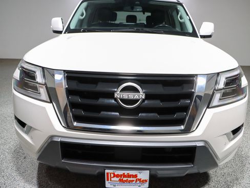 Used 2023 Nissan Armada SV RWD image 4