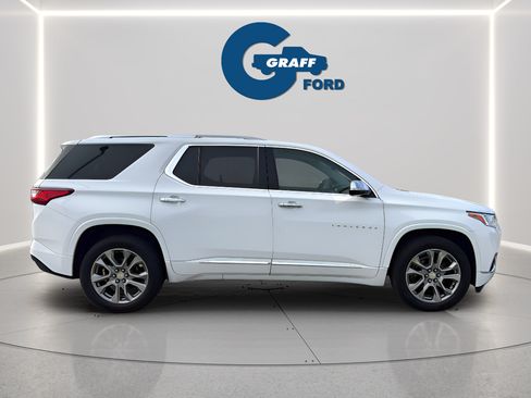 Used 2018 Chevrolet Traverse Premier AWD/4WD image 12