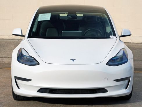 Used 2021 Tesla Model 3 Standard Range Plus RWD image 45