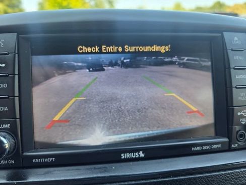 Used 2019 Dodge Grand Caravan SXT FWD image 17