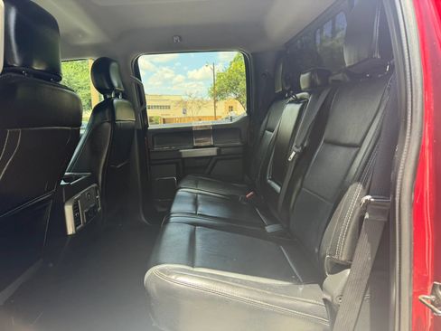 Used 2018 Ford F250 Lariat w/ Lariat Value Package AWD/4WD image 10