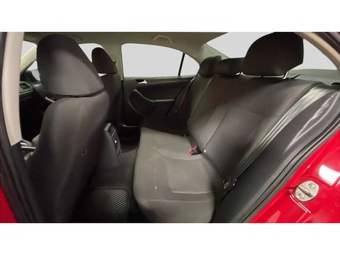Used 2015 Volkswagen Jetta S image 14