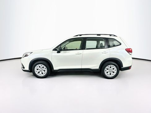 Used 2023 Subaru Forester AWD/4WD image 4