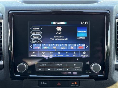 Used 2024 Nissan Frontier SL w/ Technology Package RWD image 16