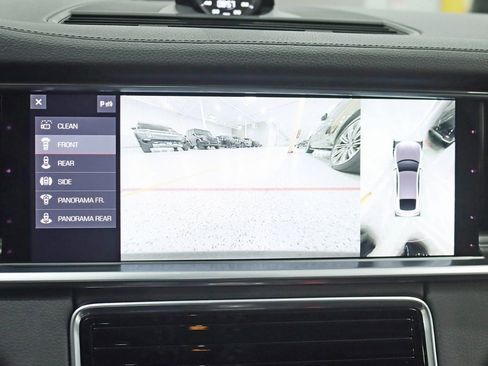 Used 2021 Porsche Panamera 4S image 21