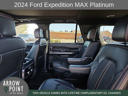 Used 2024 Ford Expedition Max Platinum image 18
