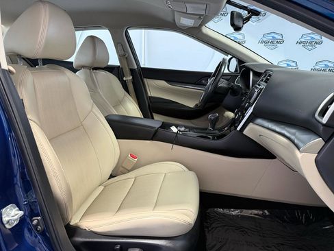 Used 2019 Nissan Maxima 3.5 SV w/ Illumination Package image 23