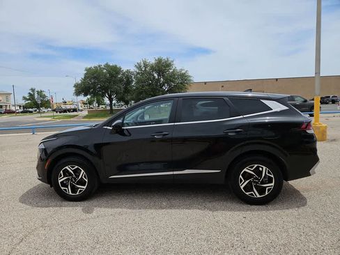 Used 2024 Kia Sportage LX AWD/4WD image 5