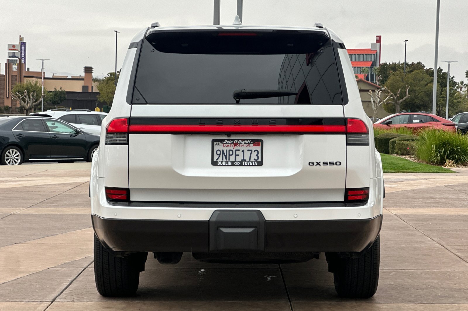 Used 2024 Lexus GX 550 w/ Accessory Package (2T) AWD/4WD image 5
