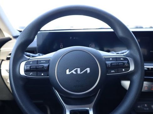 Certified 2025 Kia K5 LXS image 13