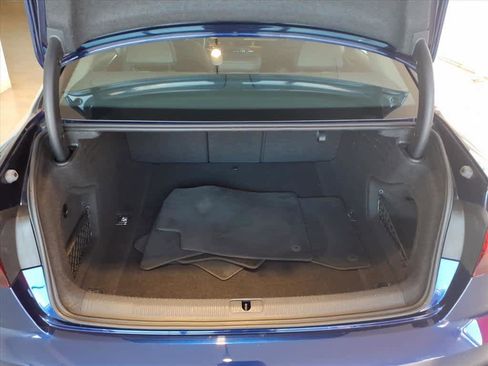 Used 2022 Audi A4 2.0T Premium w/ Convenience Package image 19