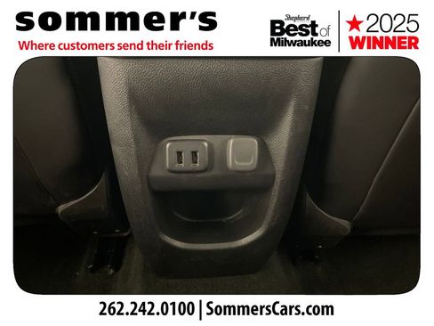 Used 2016 Chevrolet Colorado Z71 AWD/4WD image 22