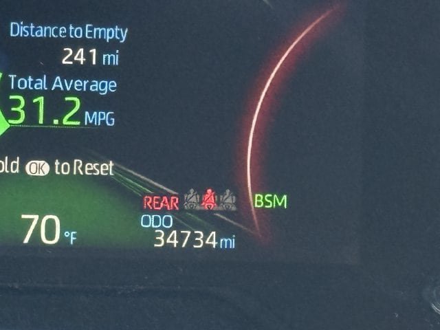 Used 2025 Toyota RAV4 XLE FWD image 16