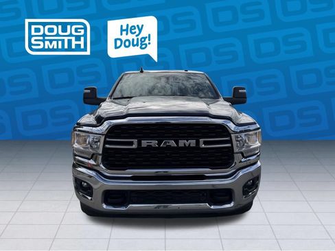 Used 2024 RAM 2500 Big Horn w/ Safety Group AWD/4WD image 7