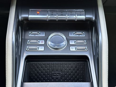 Used 2024 Lincoln Nautilus Premier w/ Equipment Group 102A AWD/4WD image 29