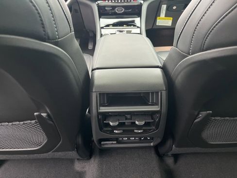 New 2026 Jeep Grand Cherokee Limited w/ Limited Altitude Package image 15