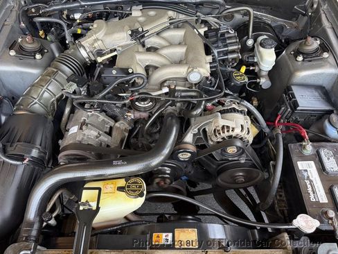 Used 2002 Ford Mustang Convertible RWD image 78