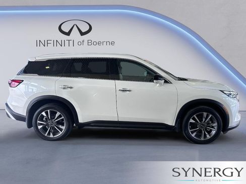 Certified 2023 INFINITI QX60 Luxe w/ Cargo Package AWD/4WD image 4