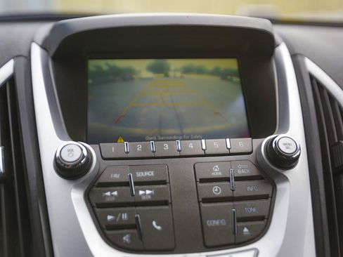 Used 2015 GMC Terrain SLE FWD image 9