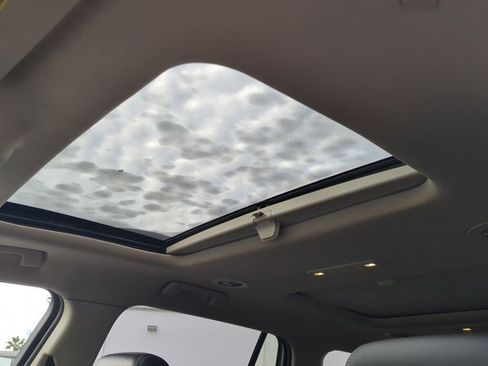 Used 2017 GMC Acadia Denali w/ Technology Package image 20