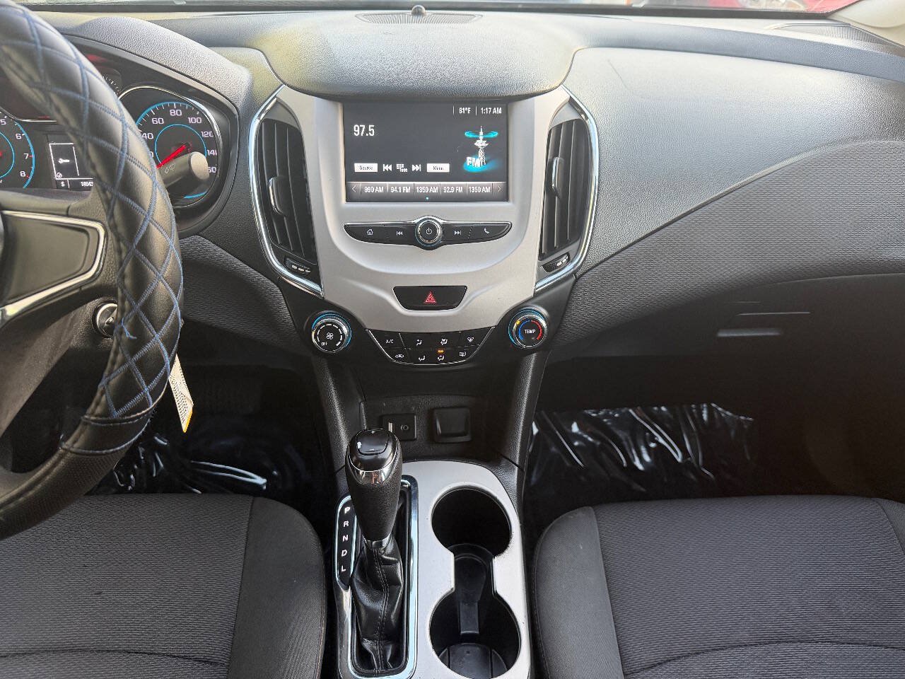 Used 2017 Chevrolet Cruze LS FWD image 21