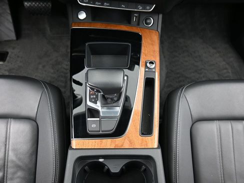 Used 2023 Audi Q5 2.0T Premium AWD/4WD image 12
