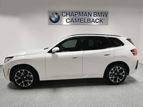 Certified 2025 BMW X3 xDrive30i w/ M Sport Package image 3