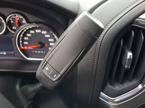 Used 2022 Chevrolet Silverado 1500 LT Trail Boss w/ Convenience Package II image 14