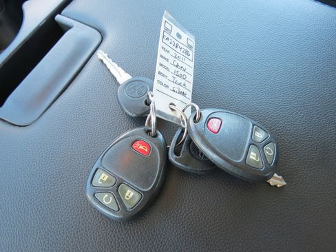 Used 2011 Chevrolet Silverado 1500 LT w/ Regional Value Package image 36