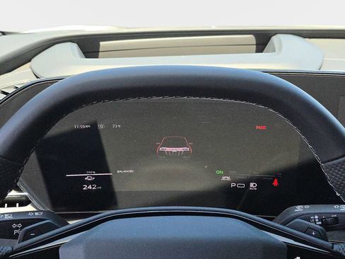 New 2025 Audi SQ6 e-tron Premium Plus image 22