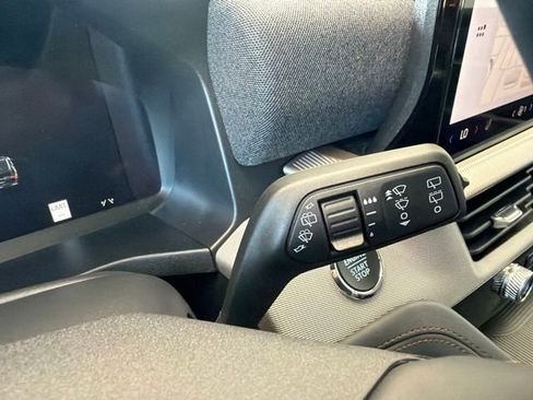 New 2026 Ford Explorer Active w/ Active Comfort Package AWD/4WD image 24
