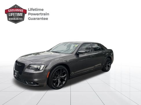 Used 2021 Chrysler 300 S RWD image 1