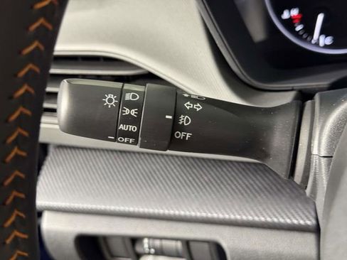 Certified 2025 Subaru Crosstrek 2.5i Limited AWD/4WD image 18