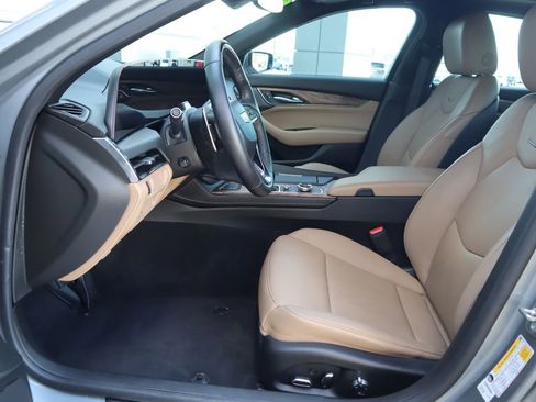 Used 2025 Cadillac CT5 Premium Luxury image 18