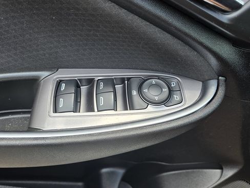Certified 2022 Chevrolet Malibu LT FWD image 25