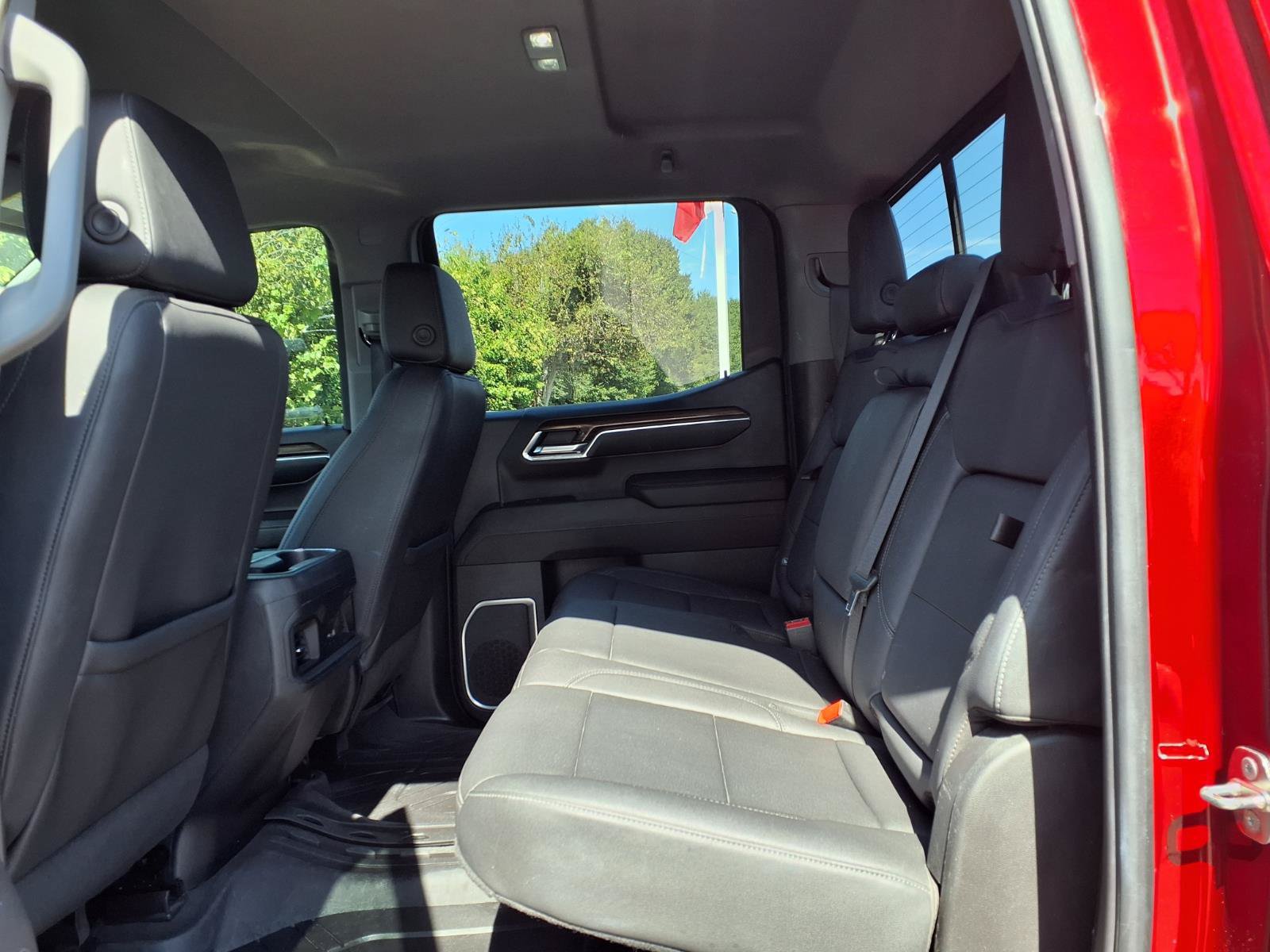 Used 2024 Chevrolet Silverado 1500 RST w/ Convenience Package II AWD/4WD image 17