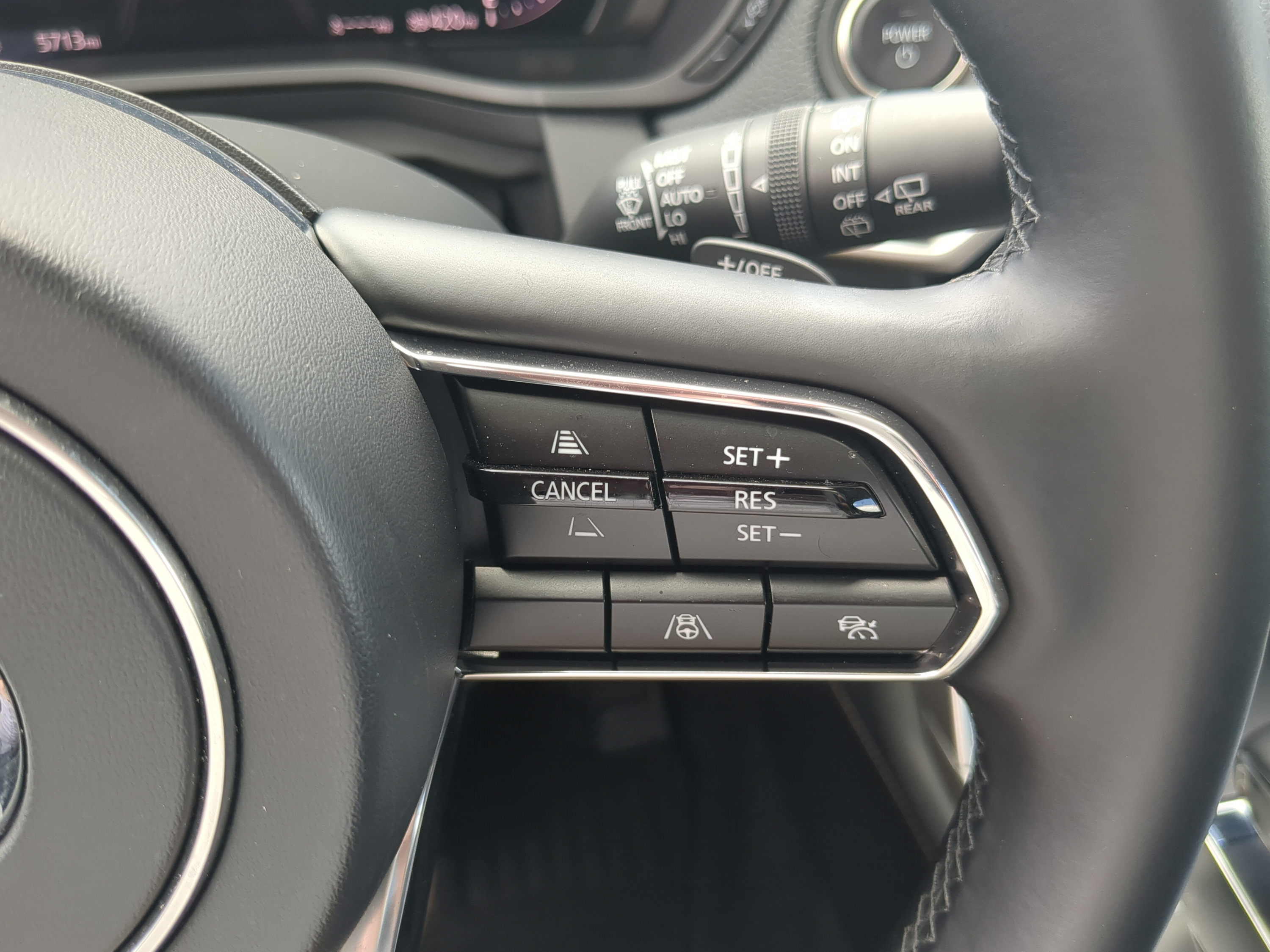 Certified 2025 MAZDA CX-70 Plug-In Hybrid w/ Premium Pkg AWD/4WD image 25