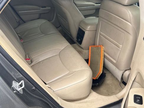 Used 2011 Chrysler 300 C RWD image 14