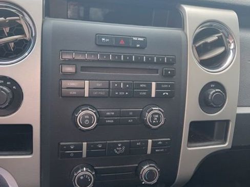 Used 2012 Ford F150 XLT w/ XLT Chrome Pkg image 25